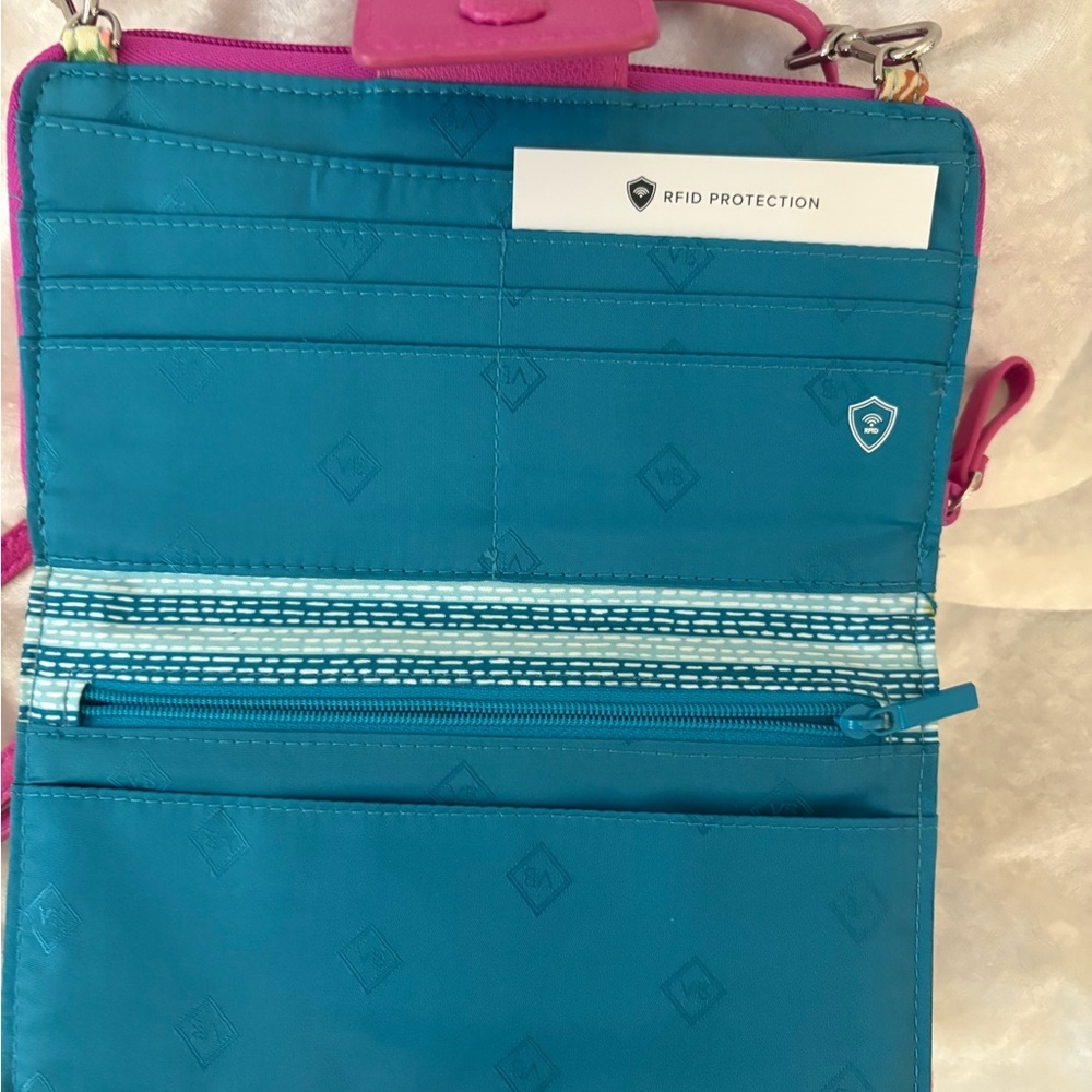Vera Bradley Multicolor Floral Quilted Wristlet - Picture 12 of 14